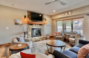 Cabins for Rent in Branson MO: From Cozy Couples Retreats to Big Group Lodges